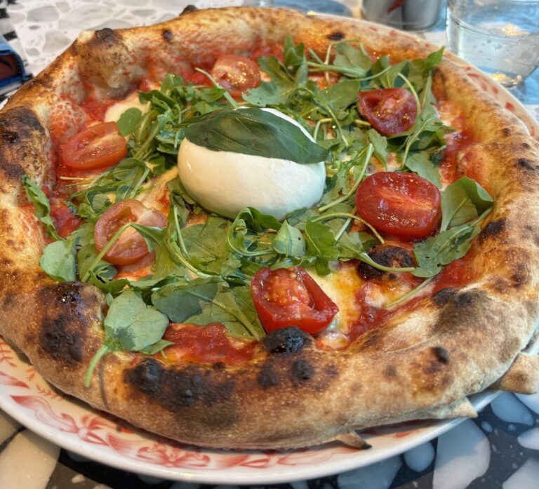 MAMA RESTAURANT LUXEMBOURG à Luxembourg (Ville), Luxembourg