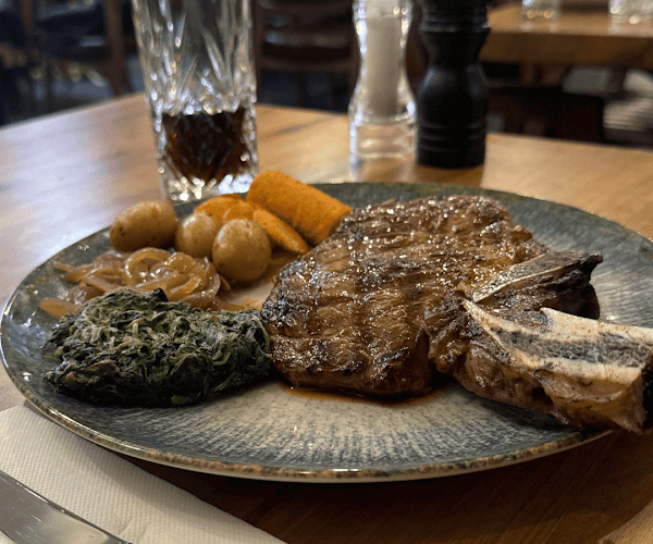 Restaurant MOON Steak & Grill à Differdange, Luxembourg