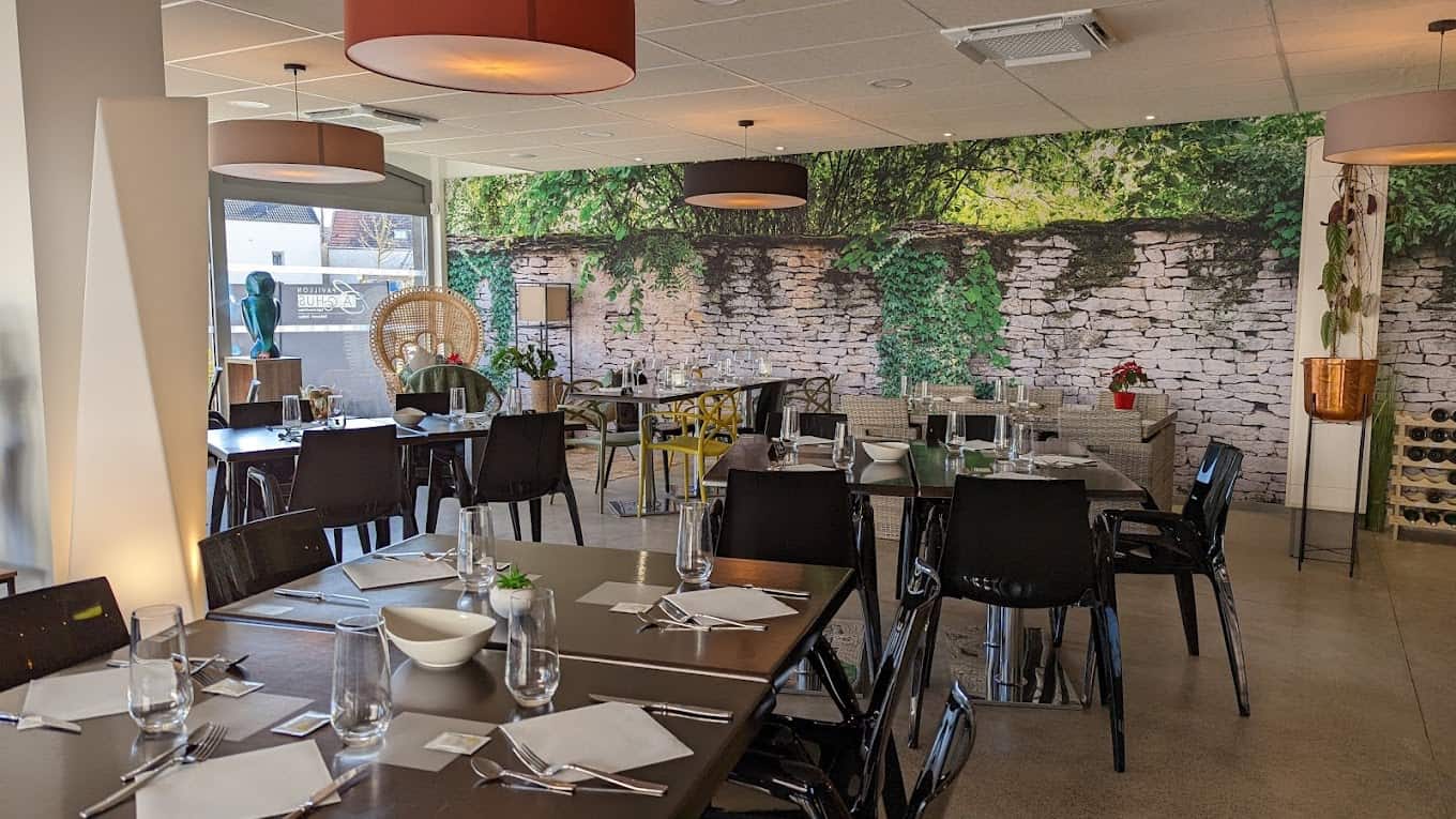 Restaurant Pavillon Bacchus à Ahuy, France