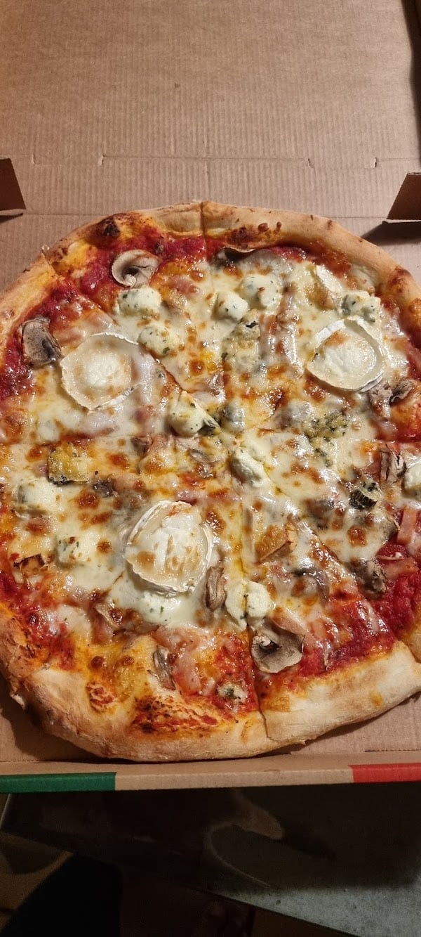 Restaurant Royal pizz’ à Hayange, France