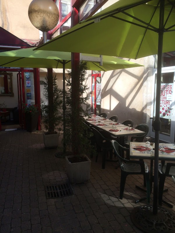 Restaurant La Table des Halles à Chaumont, France
