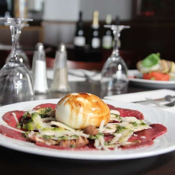Restaurant Le bistrot de Lola à Levallois-Perret, France