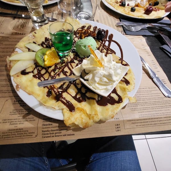 Restaurant Crêperie A la Folie Douce à Laval, France