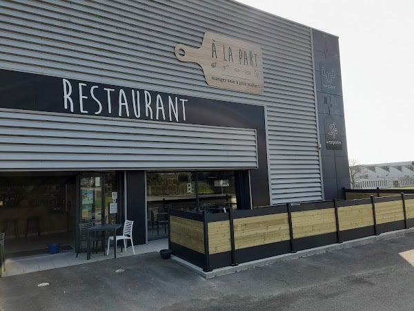 Restaurant À La Part Laval à Laval, France