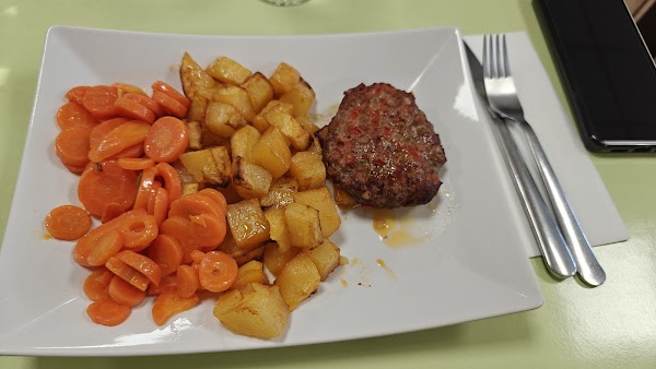 A table restaurant à Villeurbanne, France