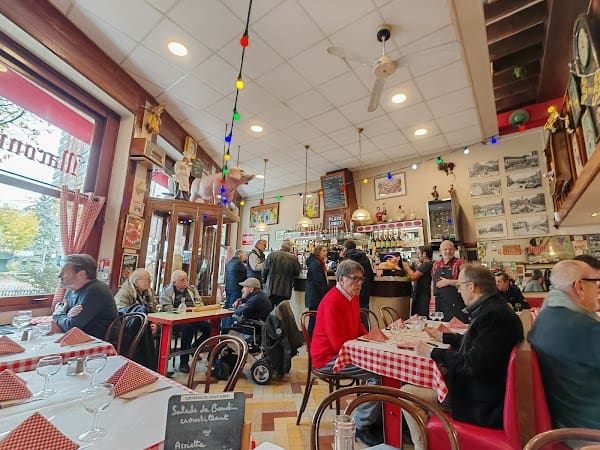 Restaurant Cafe Lobut à Villeurbanne, France
