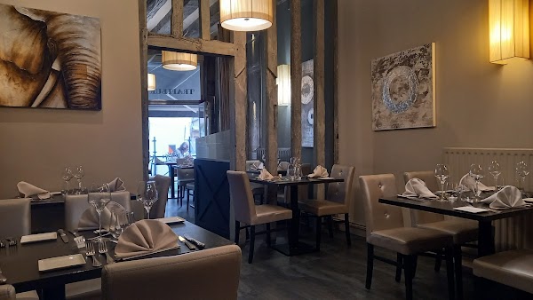 Restaurant Le Petit Périgord à Laval, France