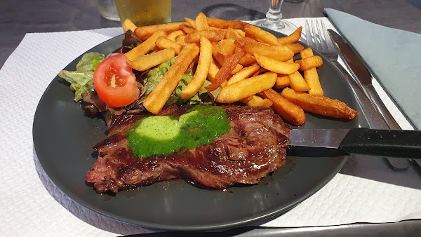 Restaurant Le Ponceau à Laval, France