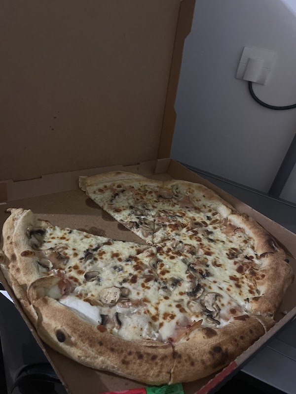 Restaurant Royal pizz’ à Hayange, France