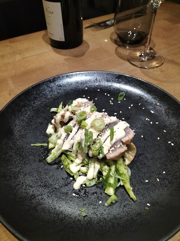 Restaurant Laval L’Essentiel à Laval, France