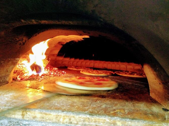 Restaurant Pizz At Home à Arlon, Belgique