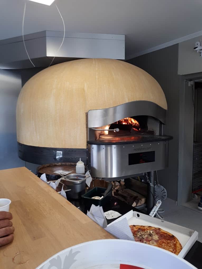 Restaurant Pizzeria “Viale Montaperto” à Charleroi, Belgique
