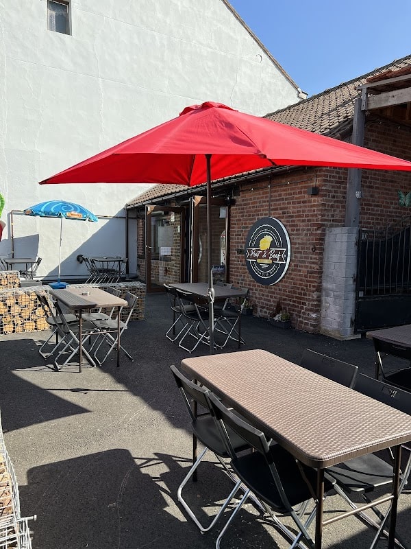 Restaurant Pout & beef chez Damien et Kathy à Fontaine-l'Évêque, Belgique