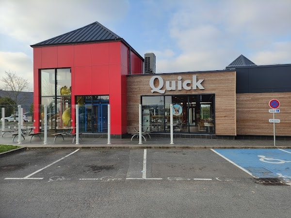 Restaurant Quick Reims Cormontreuil à Cormontreuil, France