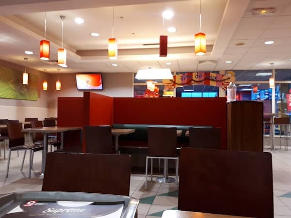 Restaurant Quick Reims Cormontreuil à Cormontreuil, France