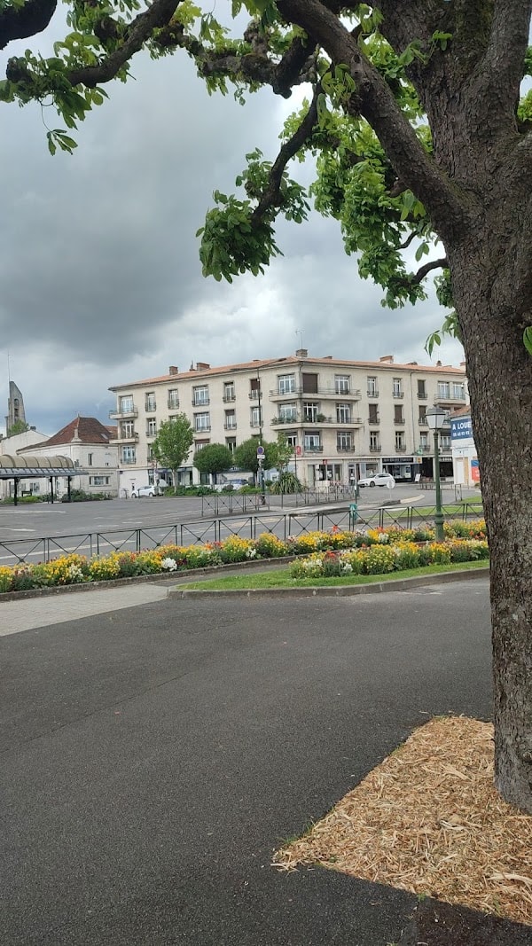 Restaurant Regal Pizza à Angoulême, France