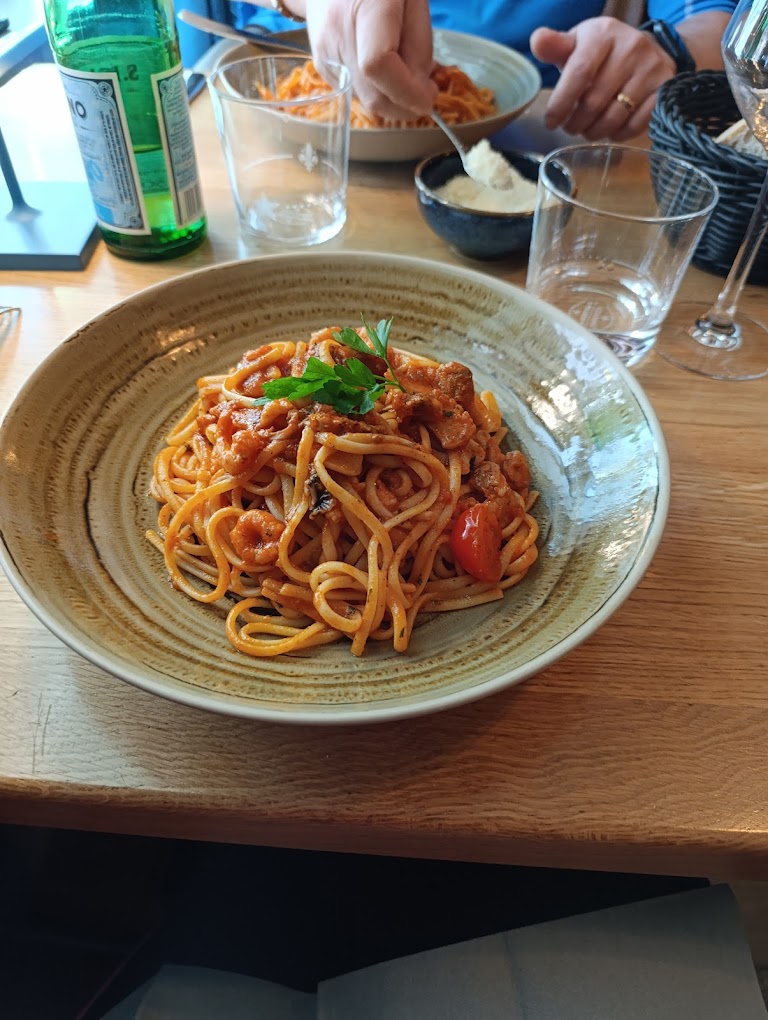 Restaurant Au Petit Palais Sàrl a Echternach, Luxembourg