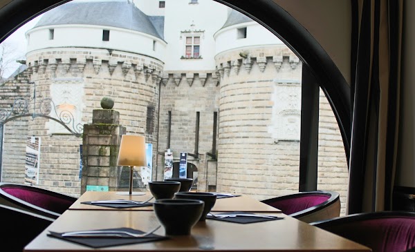 Restaurant Crêperie Glacier Chez Les Ducs à Nantes, France