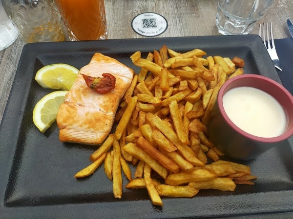 Restaurant Le Comptoir de La Licorne ~ Table Gourmande à Châlons-en-Champagne, France