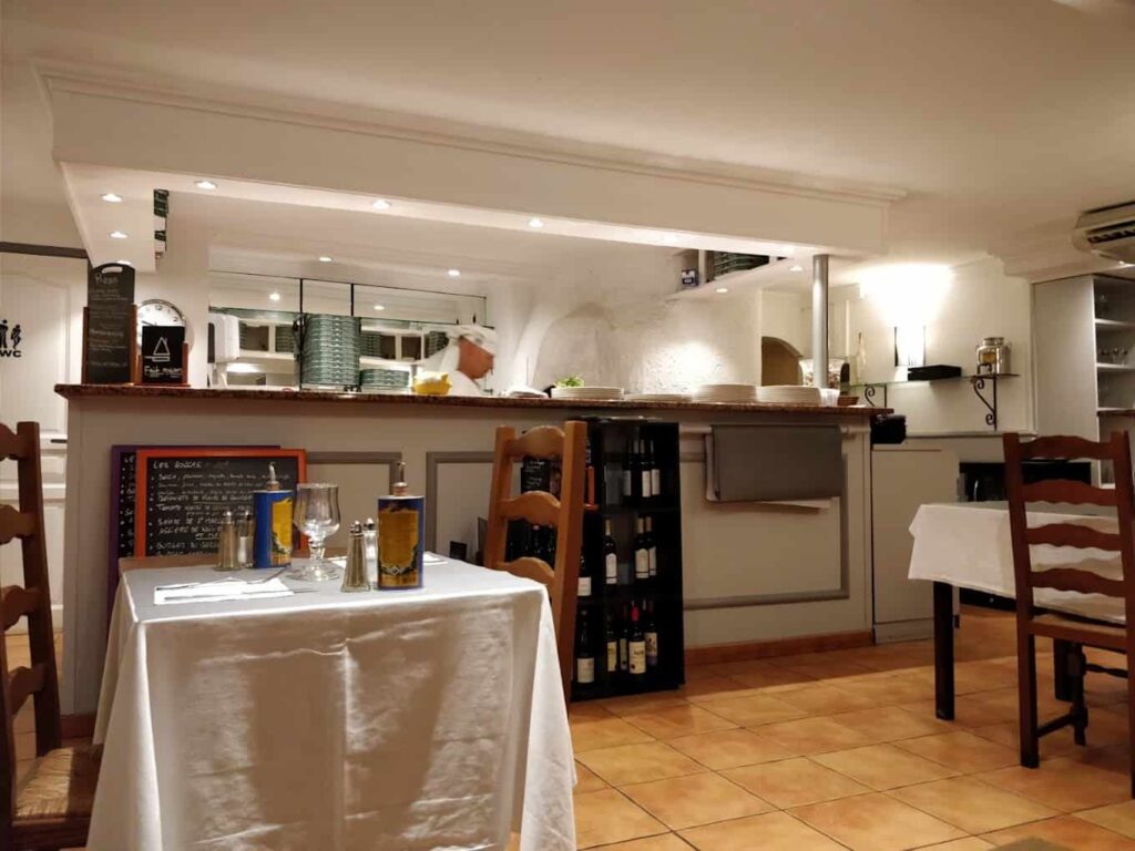 Restaurant Le Maestro à Cagnes-sur-Mer, France