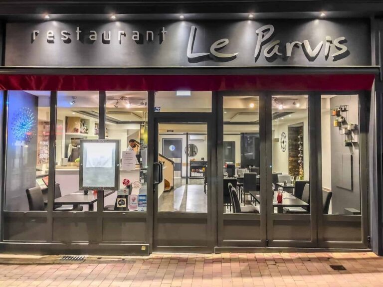 Restaurant Le Parvis à Cholet, France — photo 1