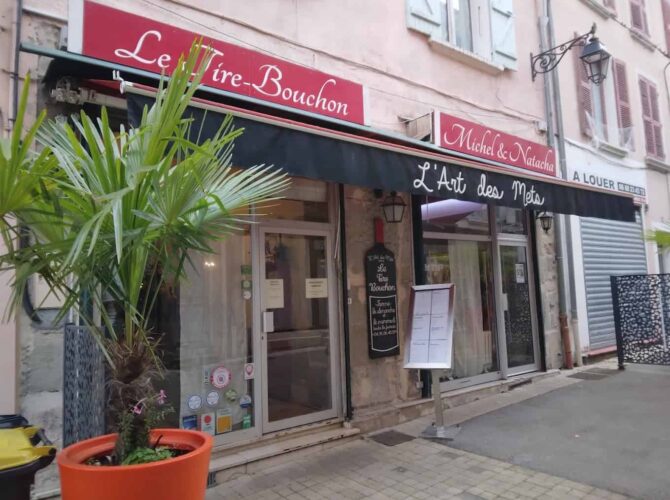 Restaurant Le Tire Bouchon, SARL L’art des mets à Voiron, France