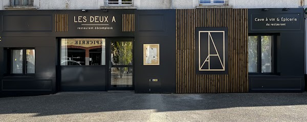 Restaurant Les Deux A à La Mézière, France