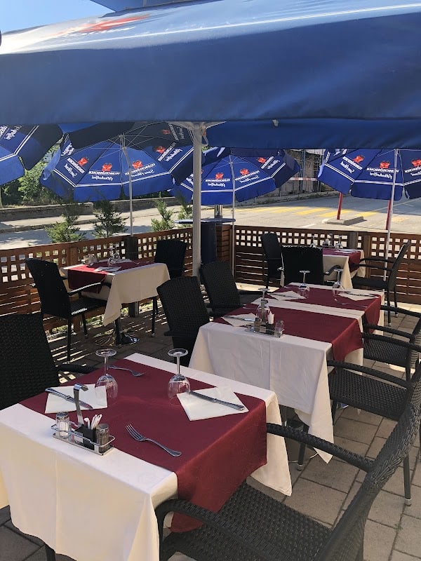 Restaurant « Pizzeria » Auberge de la Couronne à Bassins, Suisse