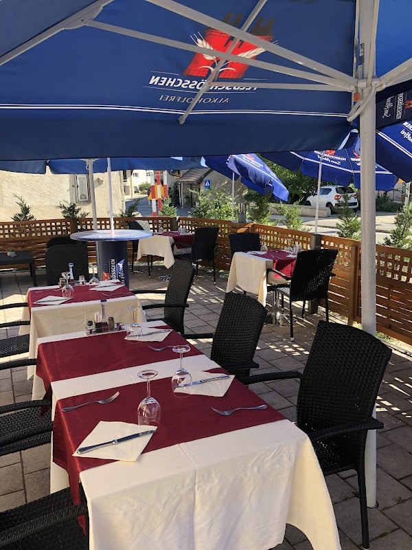 Restaurant « Pizzeria » Auberge de la Couronne à Bassins, Suisse