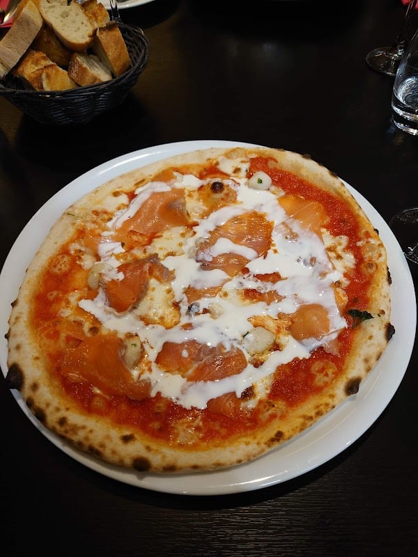 Restaurant Pizzeria La Gloria à Moulins, France