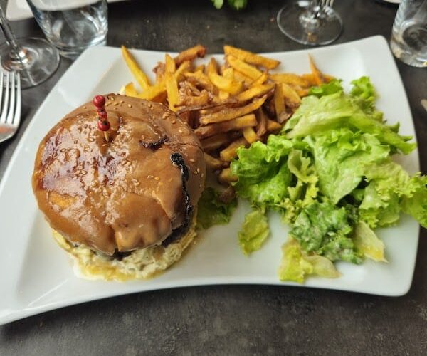 Restaurant Traiteur Le Brichambeau à Vandoeuvre-lès-Nancy, France