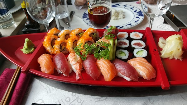 Restaurant Wang-Tong et Sushi à Bertrange, Luxembourg