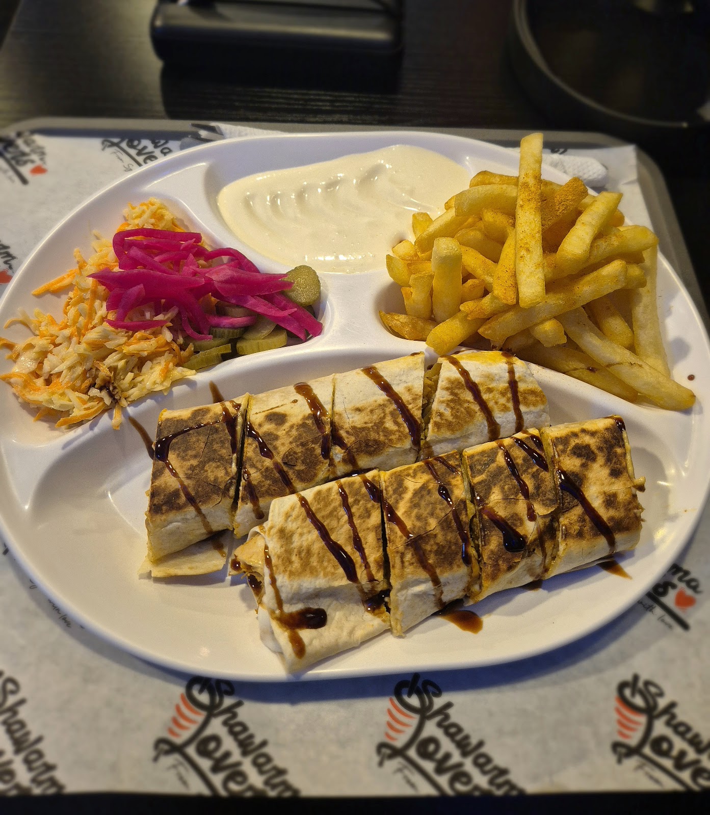 Restaurant Shawarma Lovers à Paris, France — photo 3