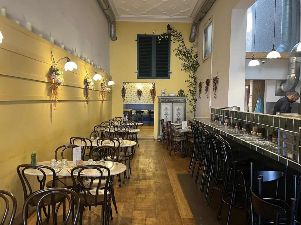 Restaurant SINA PASTA – FOREST à Forest, Belgique