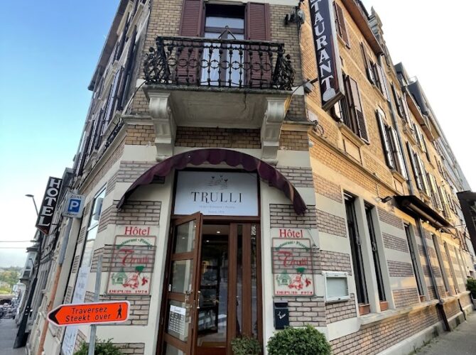 Trulli Restaurant Pizzeria à Arlon, Belgique