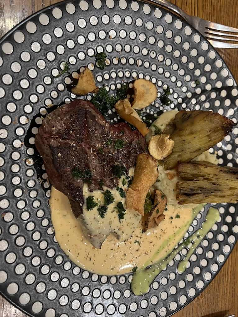 Restaurant Une Cuillère Carrée à Caen, France