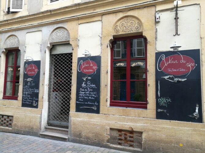 Restaurant Autour du Zinc à Metz, France