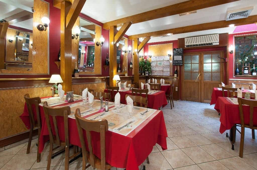 Restaurant AUX COTEAUX à Reims, France
