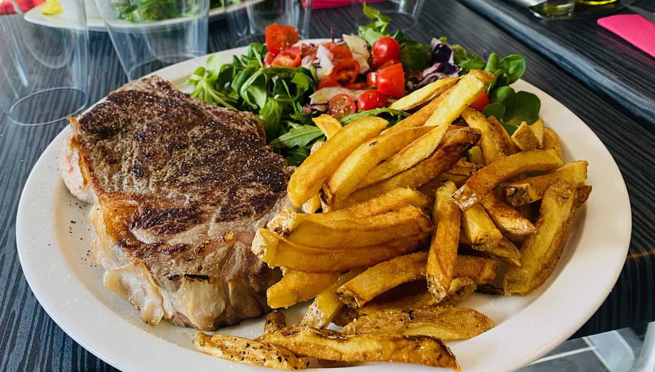 Restaurant Aux Petits Plaisirs à Cannes, France
