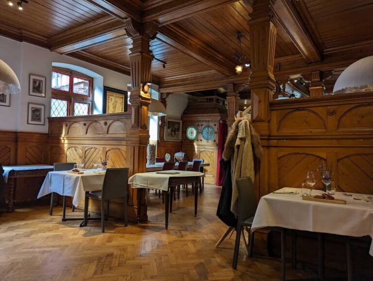 Restaurant Brasserie Historique – Maison des Têtes à Colmar, France — photo 1