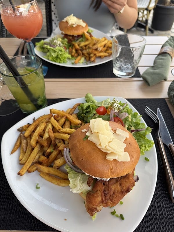Restaurant Café Mustache à Châteauroux, France