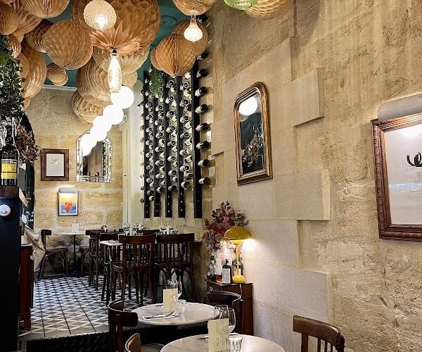 Restaurant Crème à Bordeaux, France