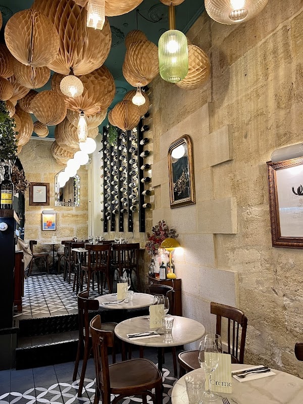 Restaurant Crème à Bordeaux, France