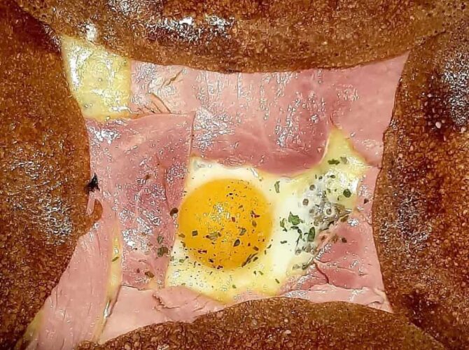 Restaurant Crêperie Tonnerre de Brest à Villeurbanne, France