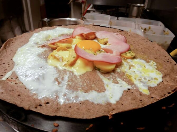 Restaurant Crêperie Tonnerre de Brest à Villeurbanne, France