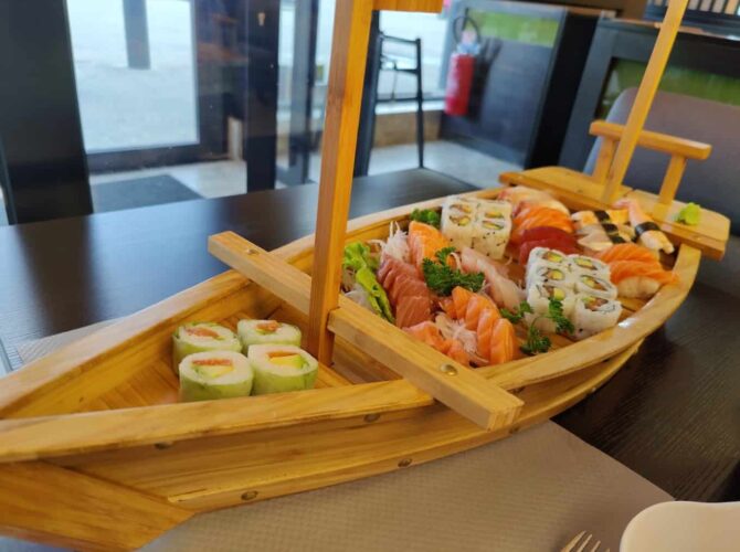 Restaurant FEEL SUSHI à Moulins-lès-Metz, France