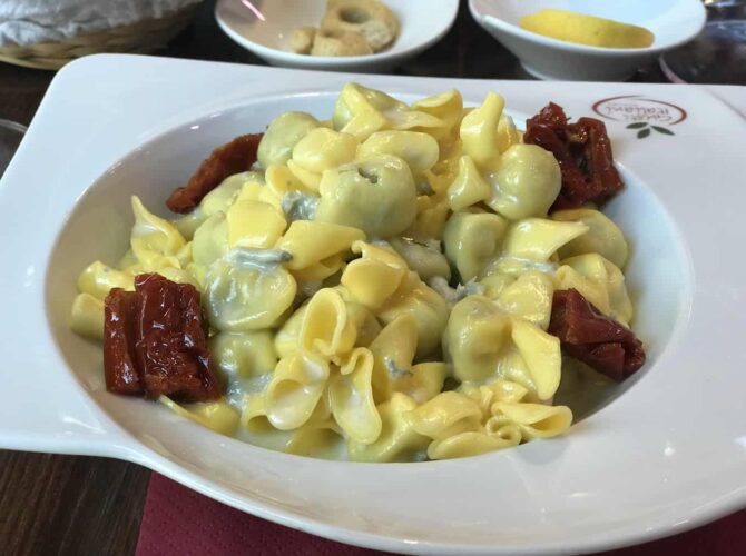 Restaurant Gusti Italiani à Cannes, France