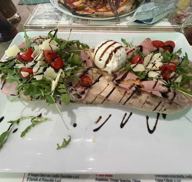 Il tronchetto – La Piazza – France – Talange