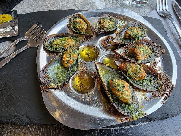 L’ Aiguillon Restaurant à Arcachon, France