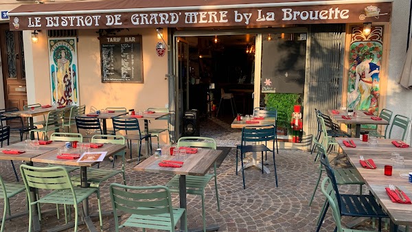 Restaurant La Brouette de Grand Mère à Cannes, France